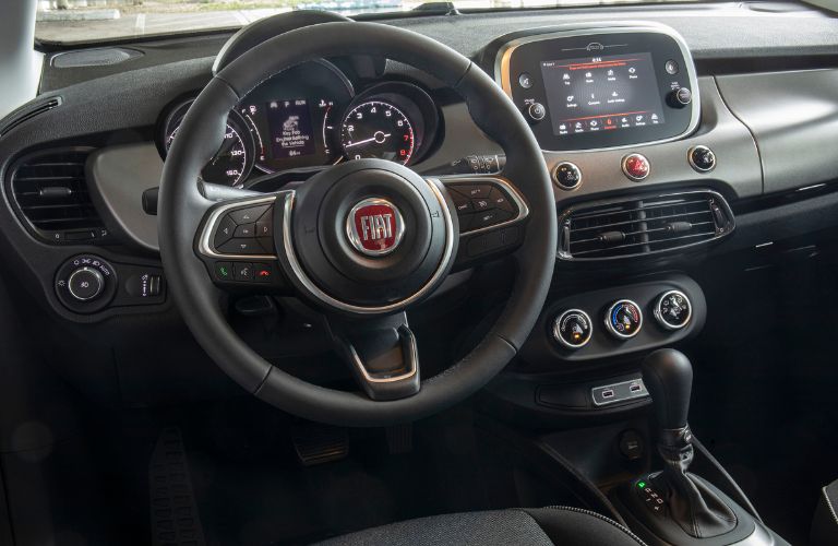 2022 Fiat 500X interior front look